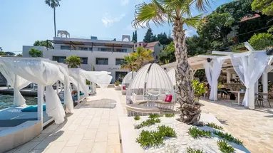 Kalamota Beach House