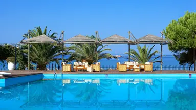 Kamari Beach (Potos)