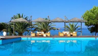 Kamari Beach (Potos)