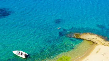 Kamari Beach (Santorini)