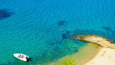 Kamari Beach (Santorini)