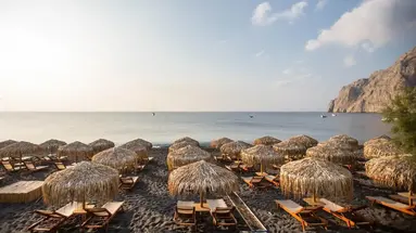 Kamari Beach (Santorini)