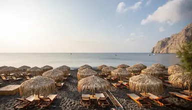 Kamari Beach (Santorini)