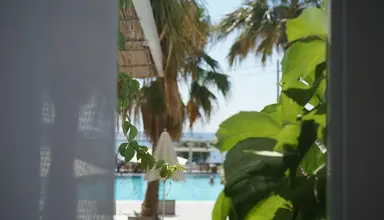 Kamari Beach (Santorini)