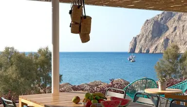 Kamari Beach (Santorini)