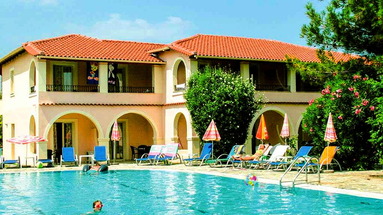 Kamari Studios and Apartments