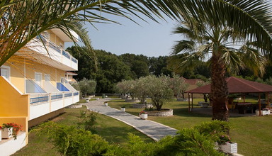 Kanali Hotel