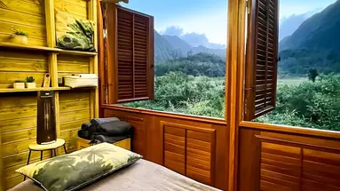 Kanopea Forest Lodge