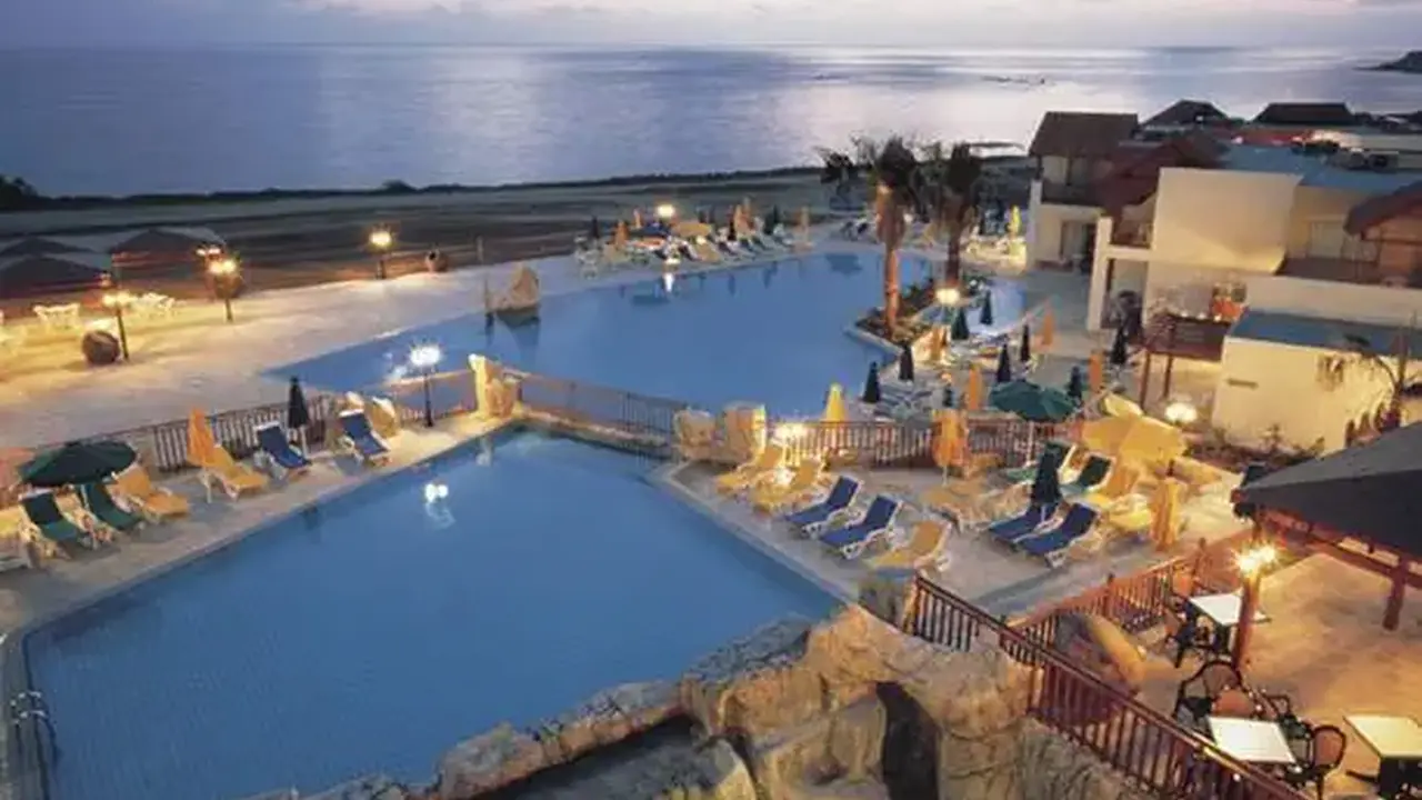 Kapetanios Aqua Resort