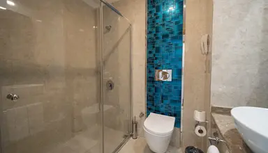Karmir Resort