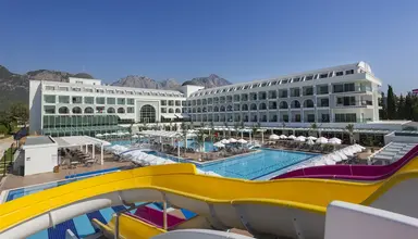 Karmir Resort