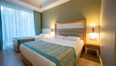 Karmir Resort