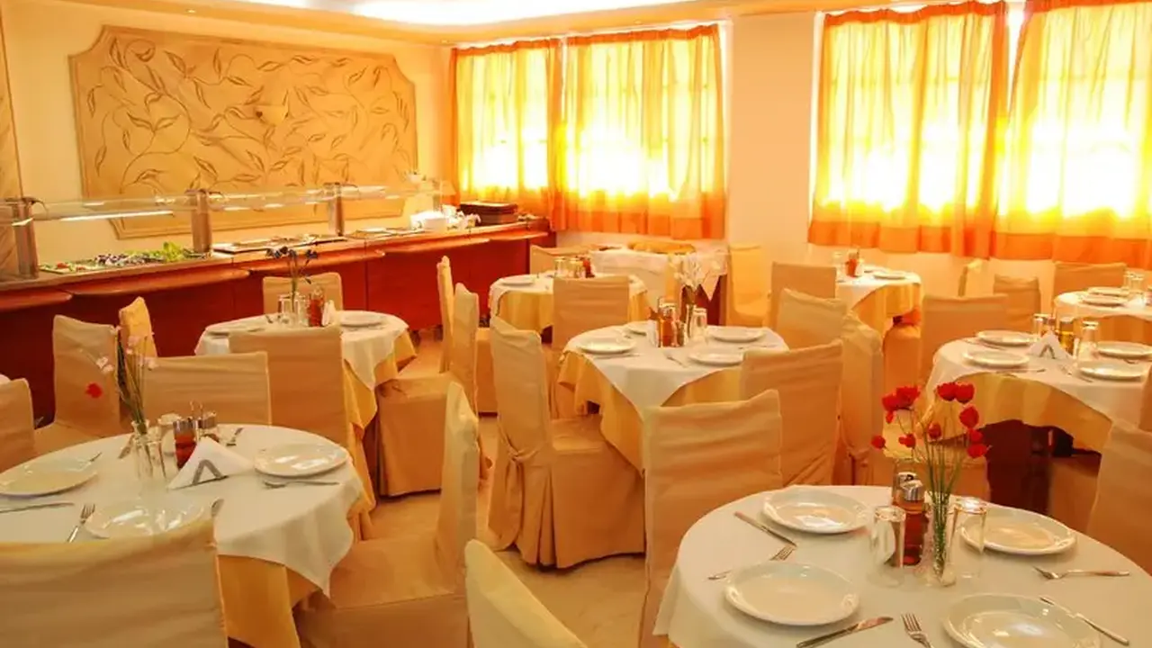 Karras Grande Resort
