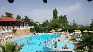 Kassandra Bay (Kriopigi)