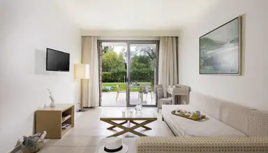 Kassandra Palace
