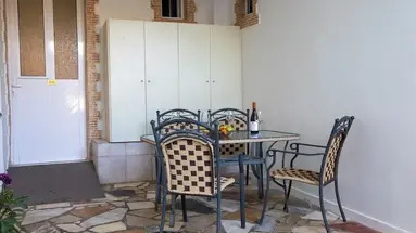 Kastro Apartments