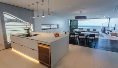 Kata Rocks Resort & Residences