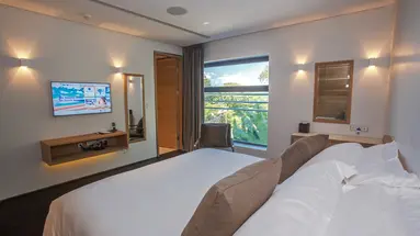 Kata Rocks Resort & Residences