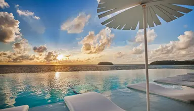 Kata Rocks Resort & Residences
