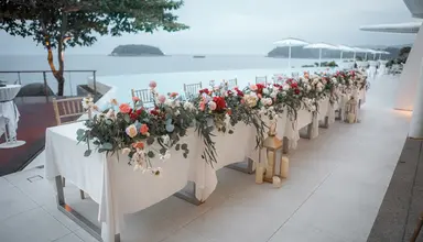 Kata Rocks Resort & Residences
