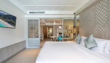 Katathani Phuket Beach Resort