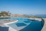 Kavos & Suites