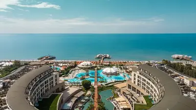 Kaya Palazzo Golf