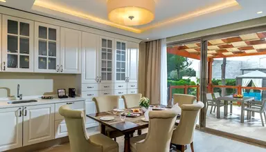 Kaya Palazzo Golf