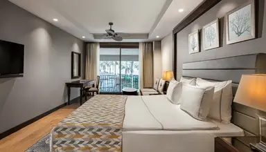 Kaya Palazzo Golf