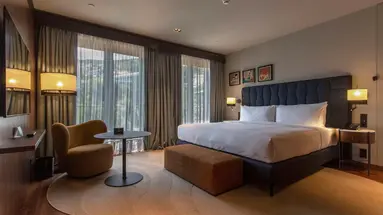 Keight, Curio Collection by Hilton