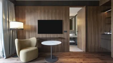 Keight, Curio Collection by Hilton