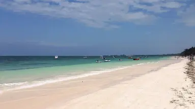 Kenya Bay