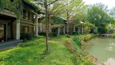 Khaolak Wanaburee Resort