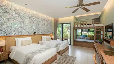 Khaolak Wanaburee Resort