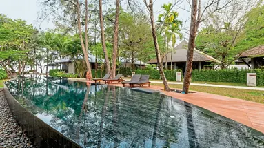 Khaolak Wanaburee Resort