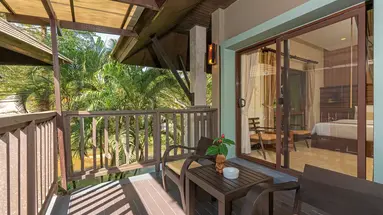 Khaolak Wanaburee Resort