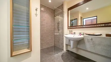 Khaolak Wanaburee Resort