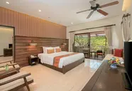 Khaolak Wanaburee Resort