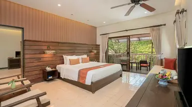 Khaolak Wanaburee Resort