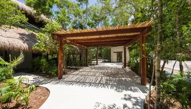 Kimpton Aluna Tulum