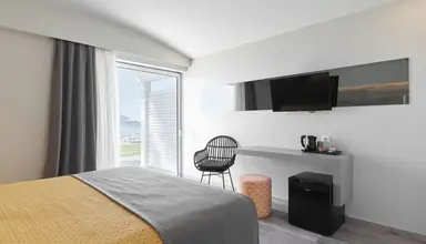 Kinetta Beach Resort & SPA