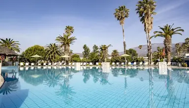 Kinetta Beach Resort & SPA