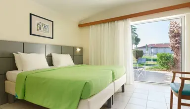 Kinetta Beach Resort & SPA