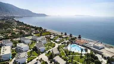 Kinetta Beach Resort & SPA