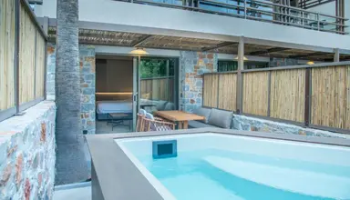 King Minos Retreat