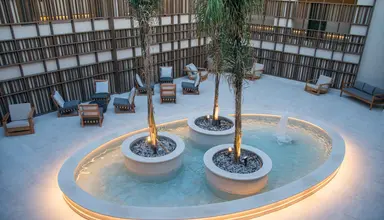 King Minos Retreat