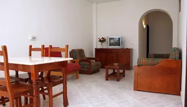 Kings Apartments