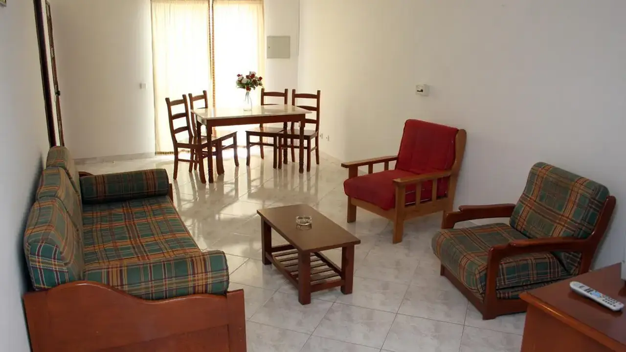 Kings Apartments