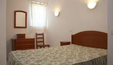 Kings Apartments
