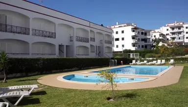 Kings Apartments